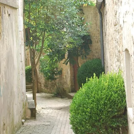 Alojamento de Acomodação e Pequeno-almoço Maison Jeanne D'Arc Saint-Genis-de-Saintonge